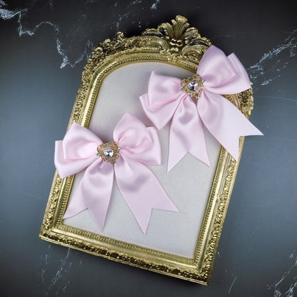 Elegant Heart Ribbons